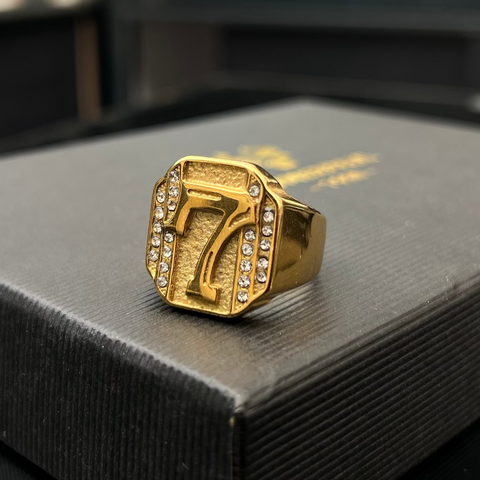 Chevalière numéro 7 doré acier inoxydable